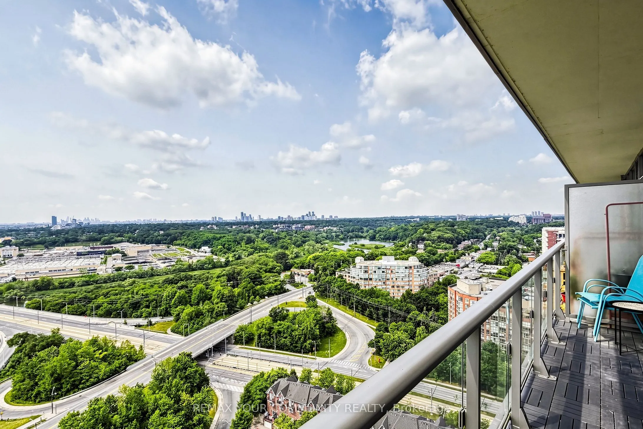 105 The Queensway Avenue #2304