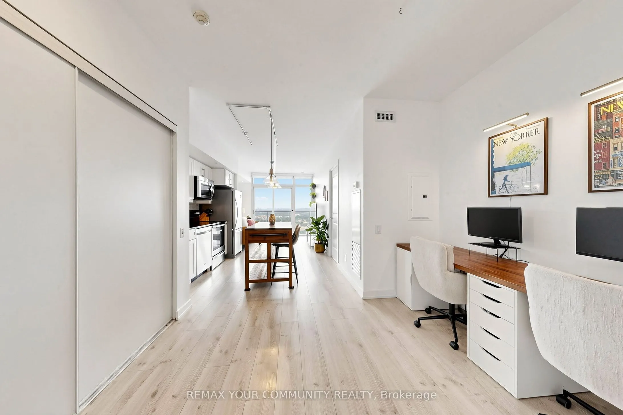 105 The Queensway Avenue #2304