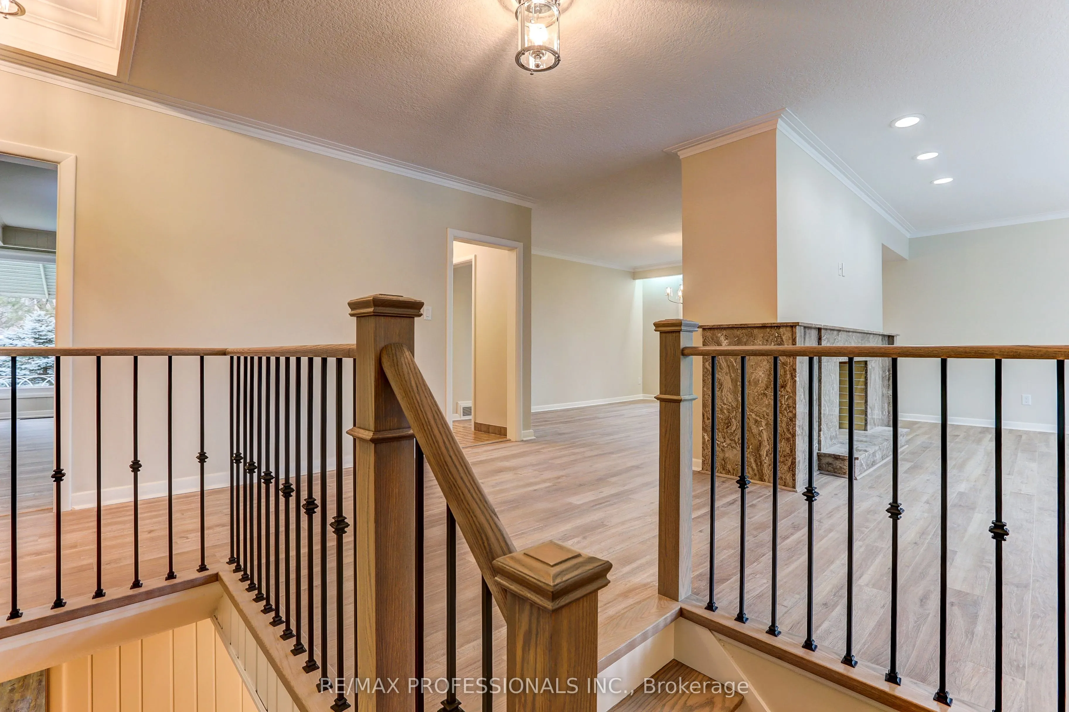 23 Ravensbourne Crescent