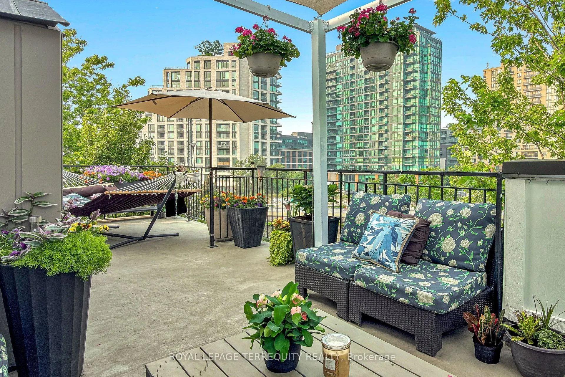 26 Laidlaw Street #1501C