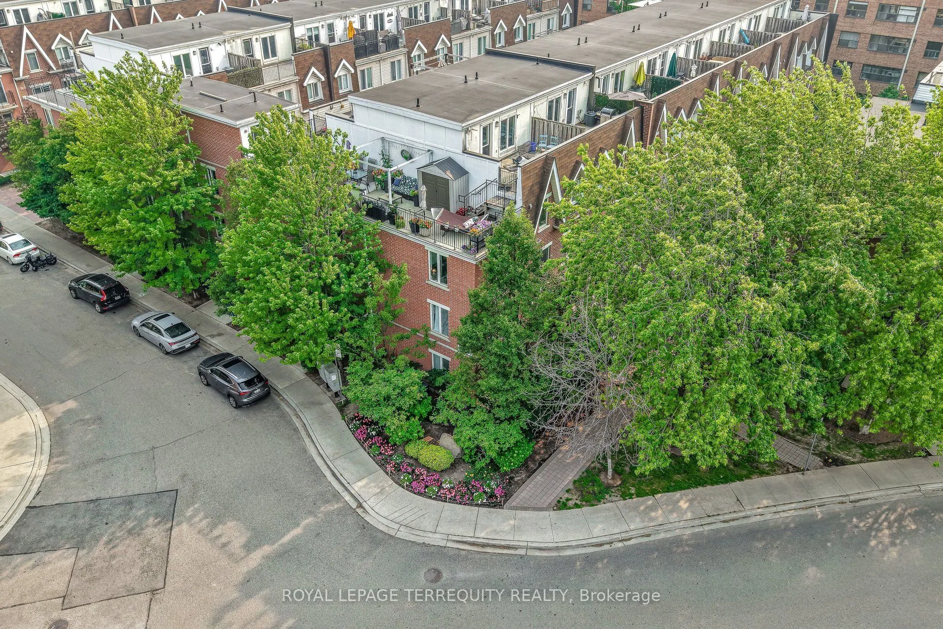 26 Laidlaw Street #1501C