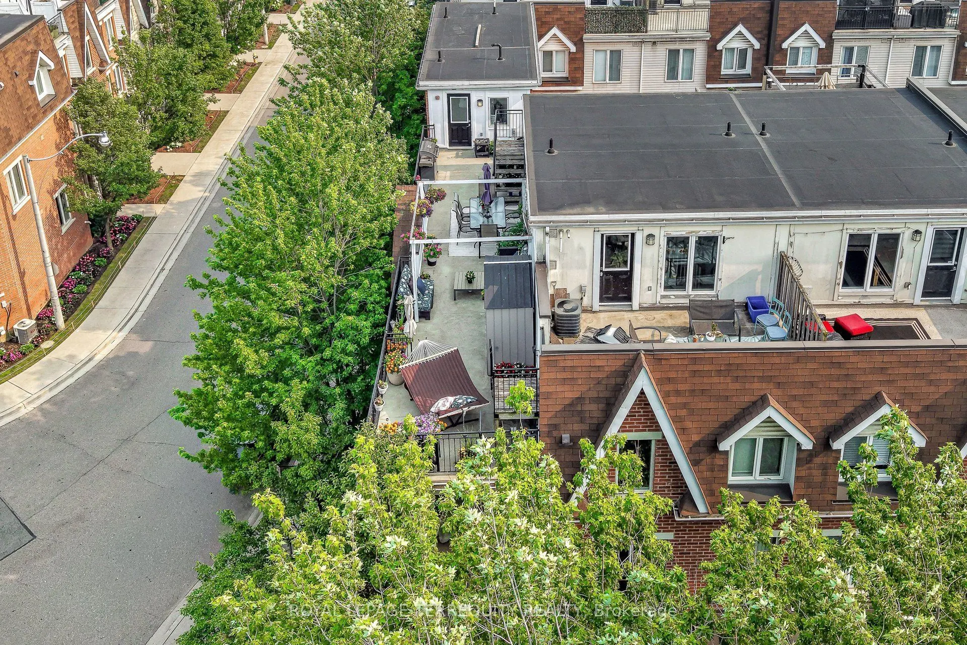 26 Laidlaw Street #1501C