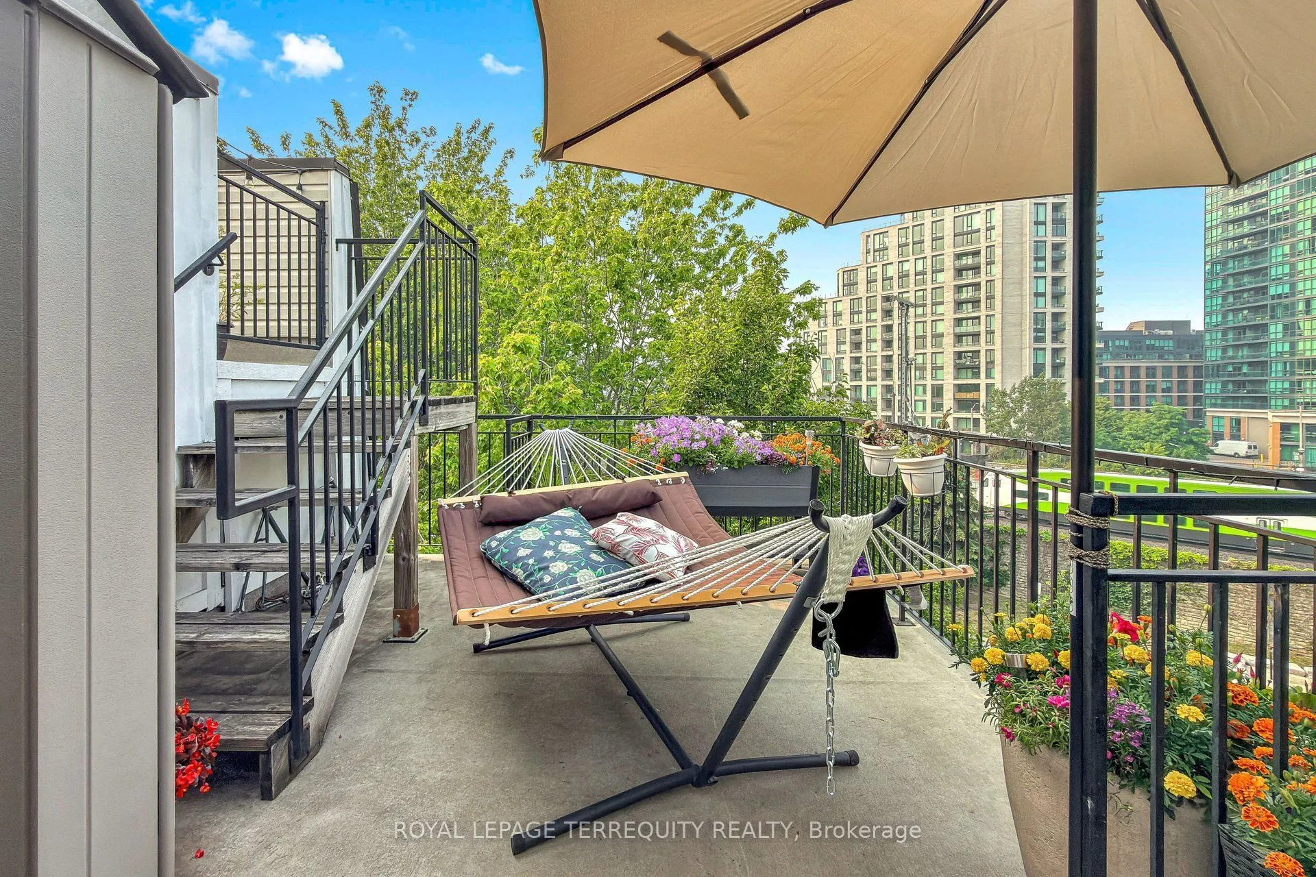 26 Laidlaw Street #1501C