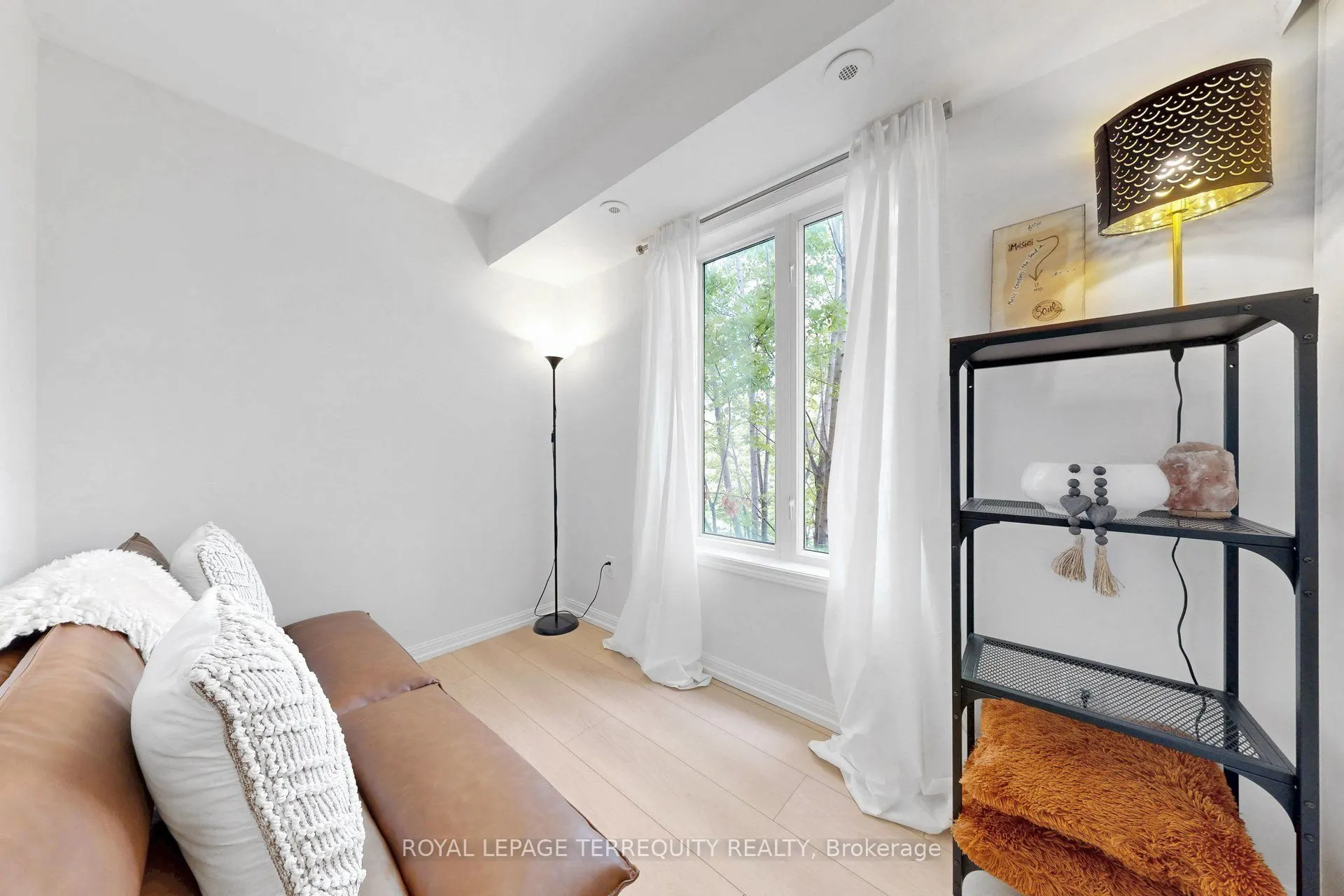 26 Laidlaw Street #1501C