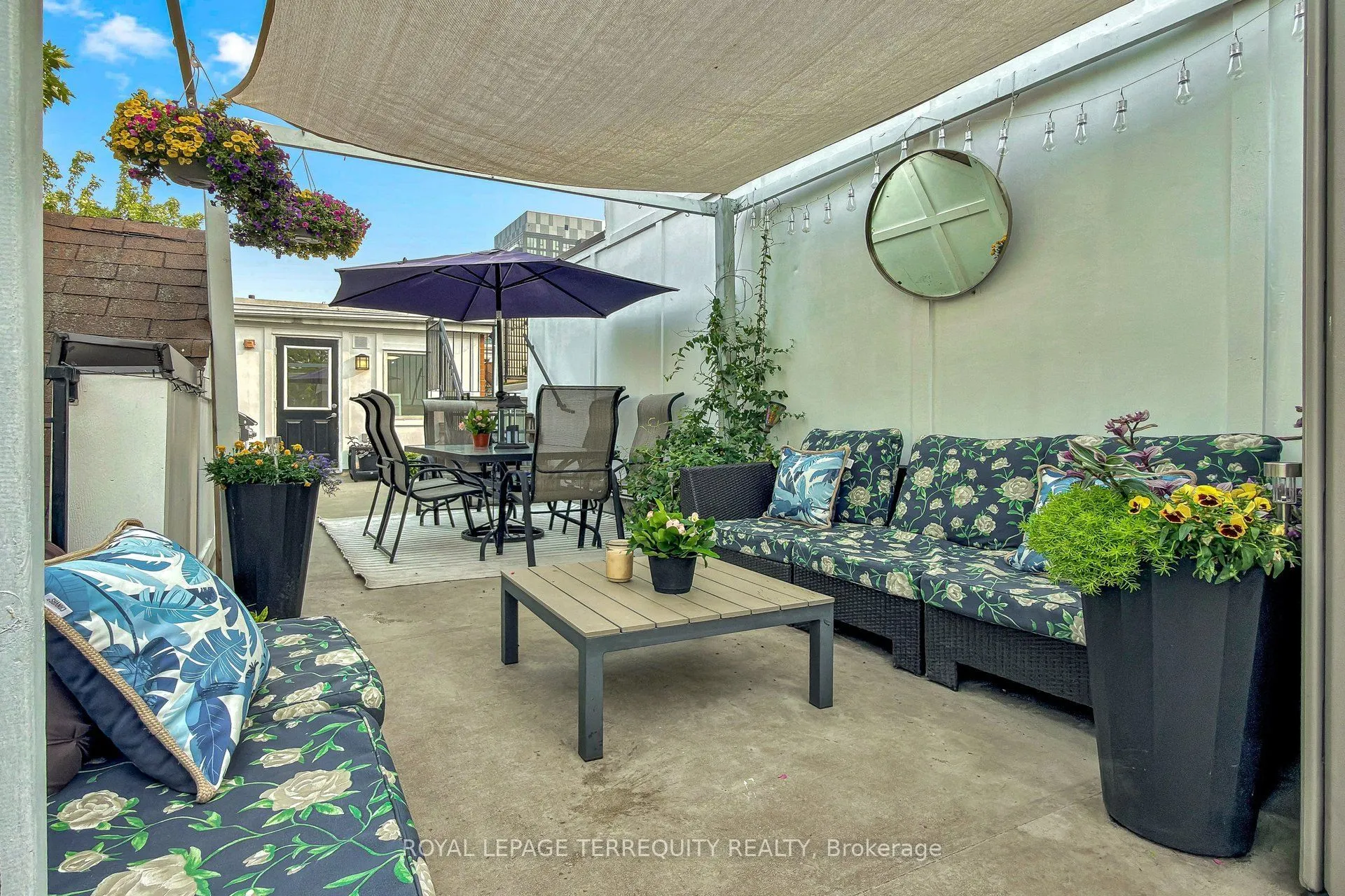 26 Laidlaw Street #1501C