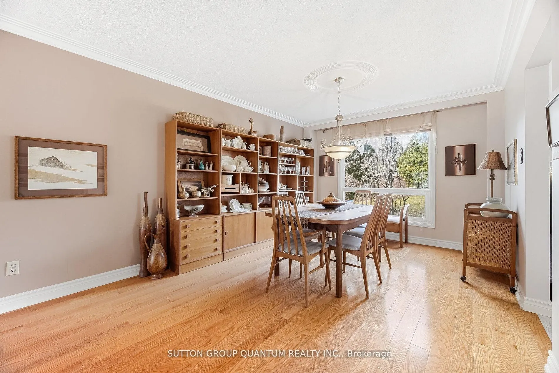 1511 Ifield Road