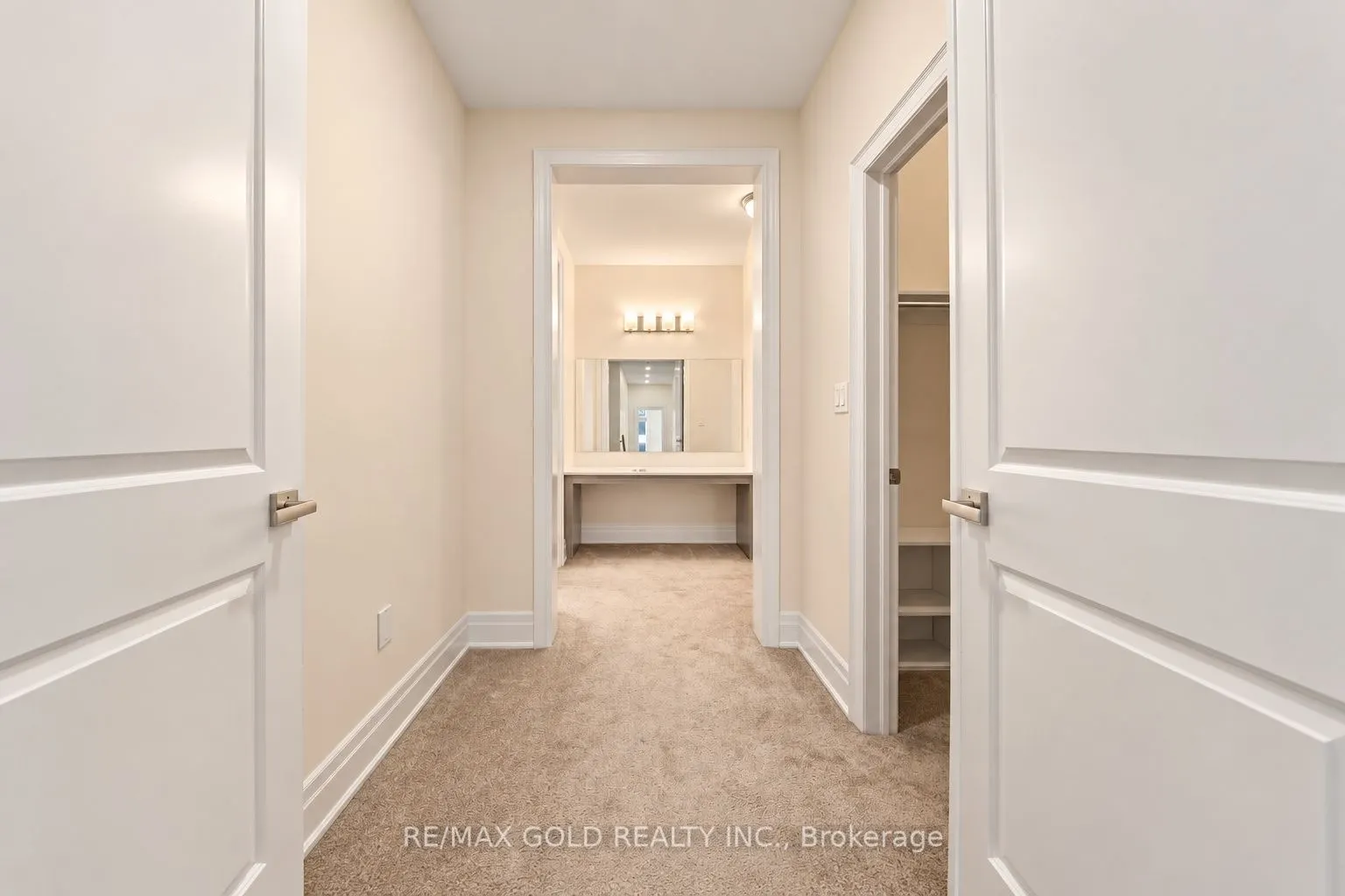 1199 QUEENS PLATE Road E