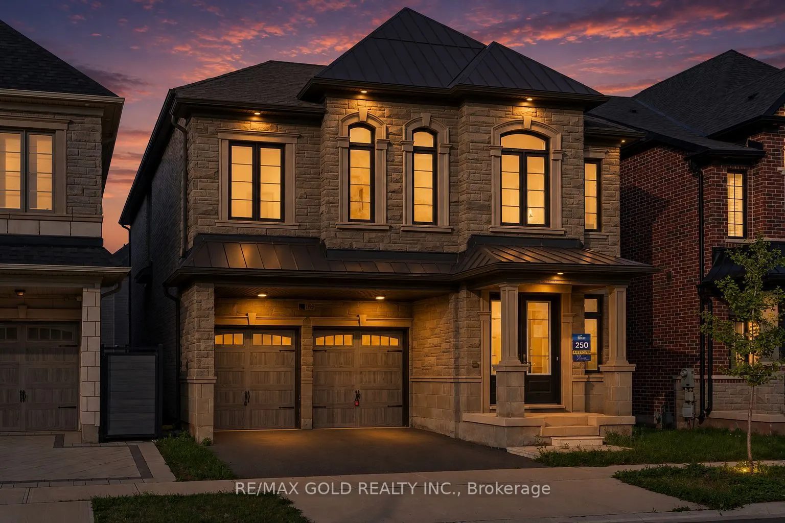 1199 QUEENS PLATE Road E