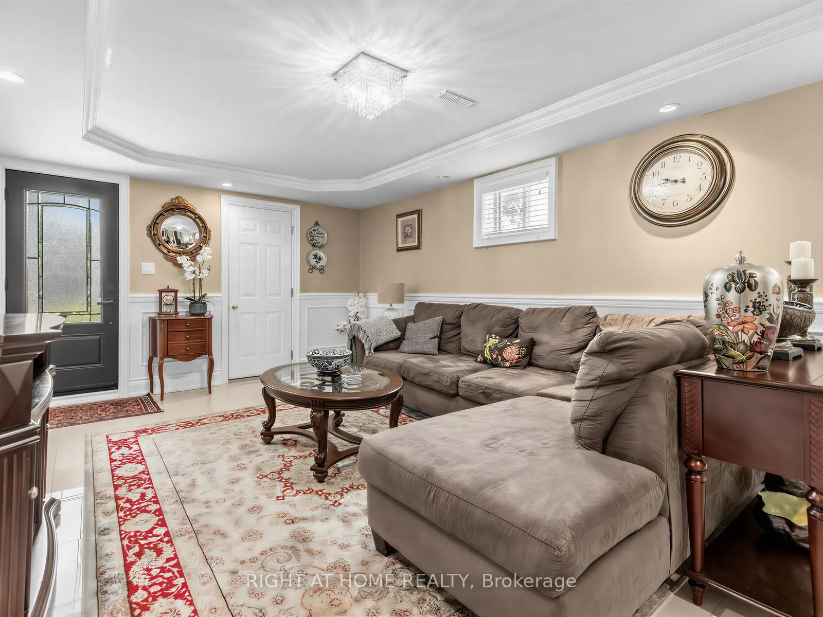 2 Grenadine Court