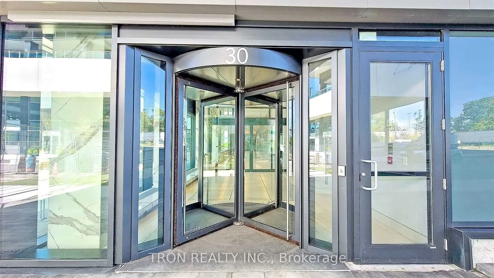 30 Shore Breeze Drive #2621
