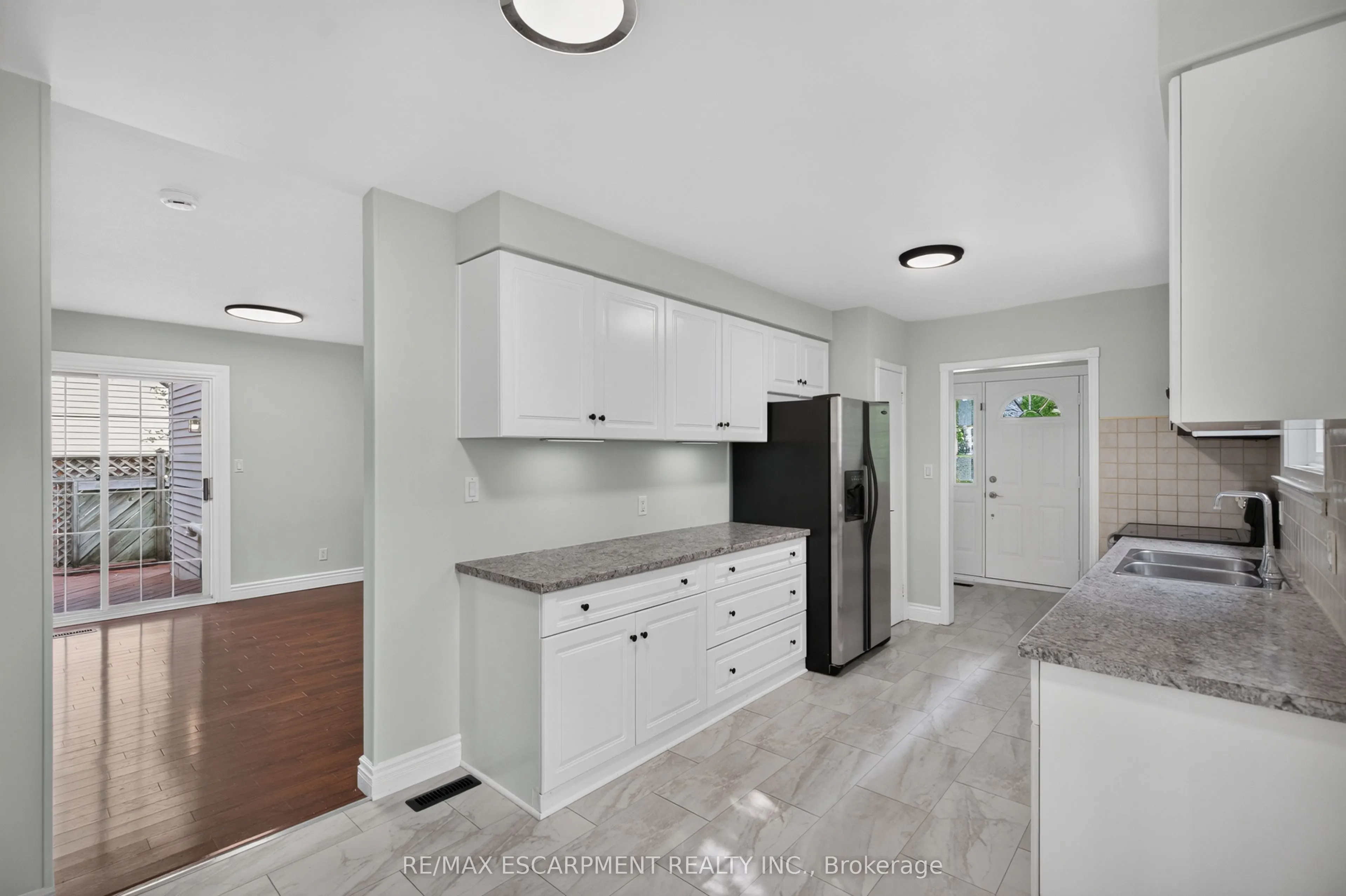 3401 Rockwood Drive