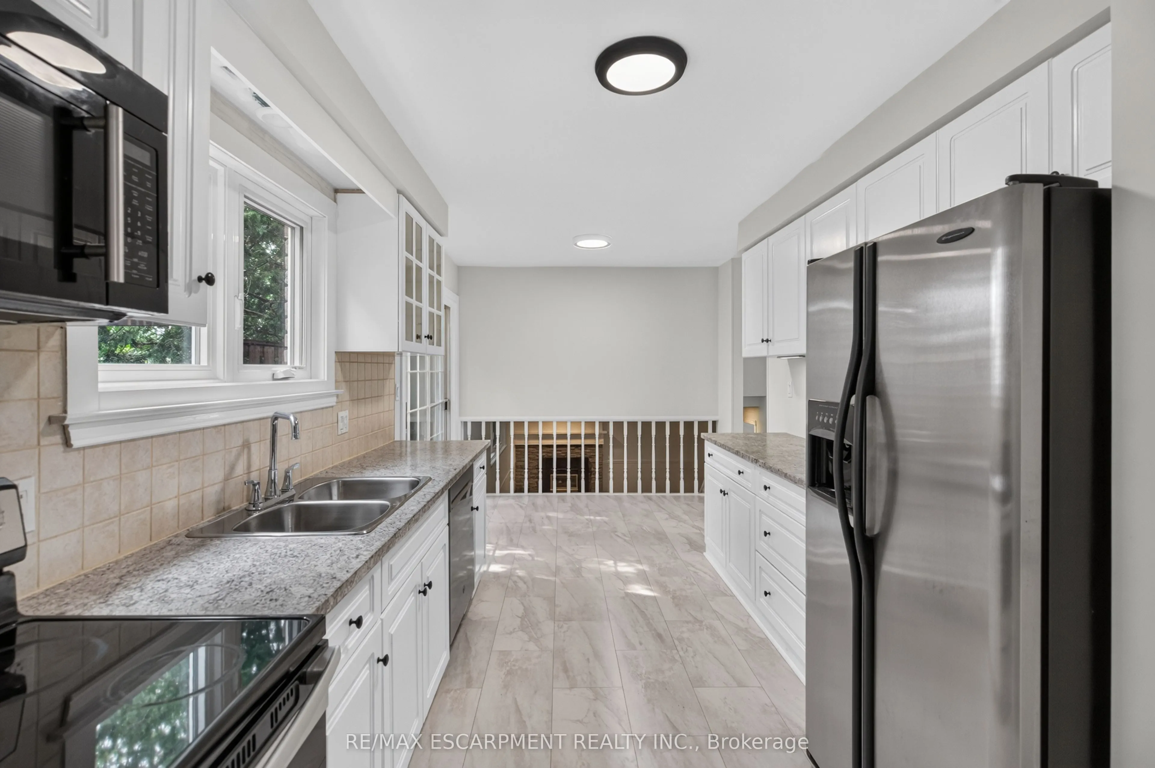 3401 Rockwood Drive