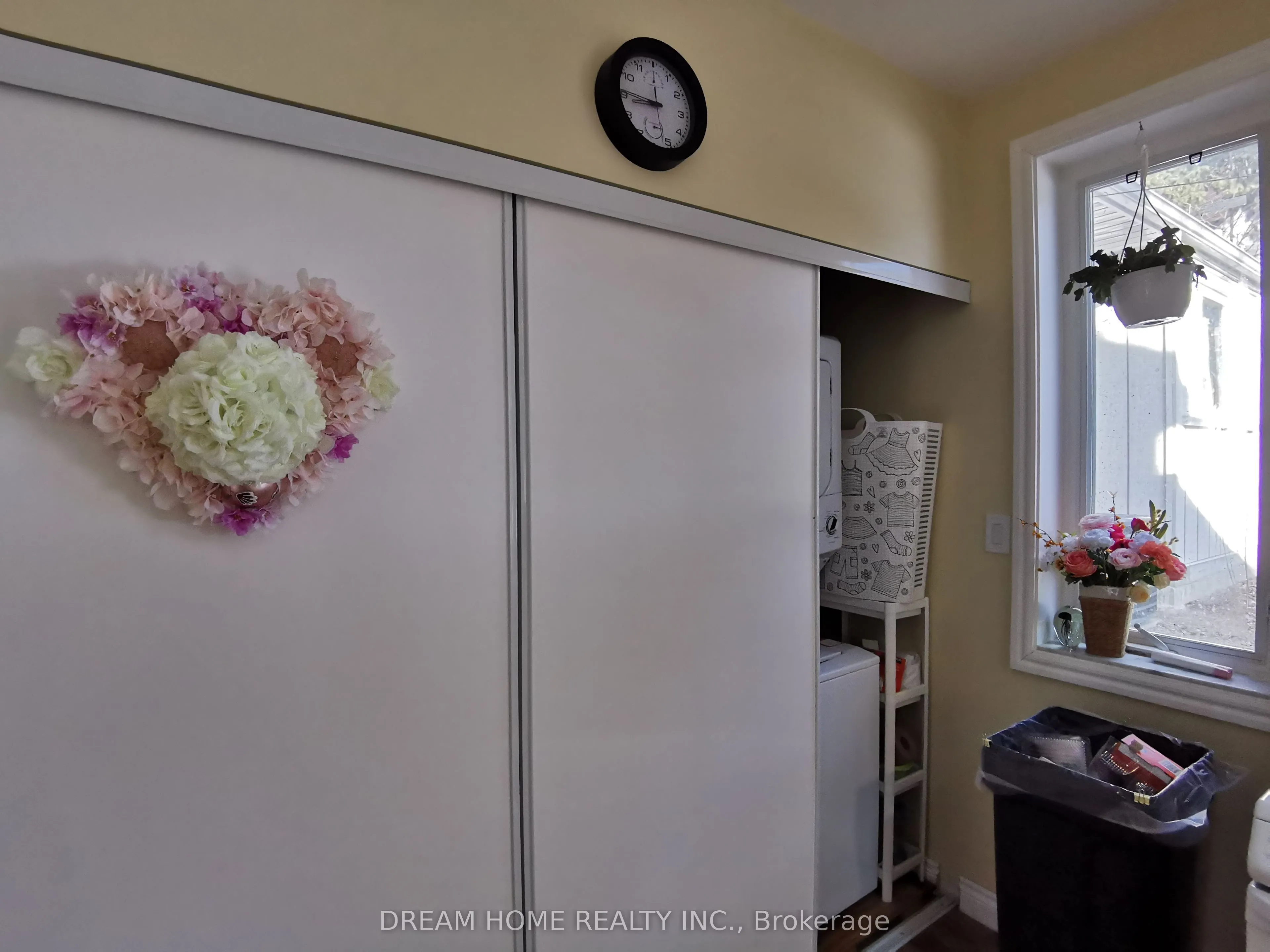 850 Clarkson Road S #Studio A