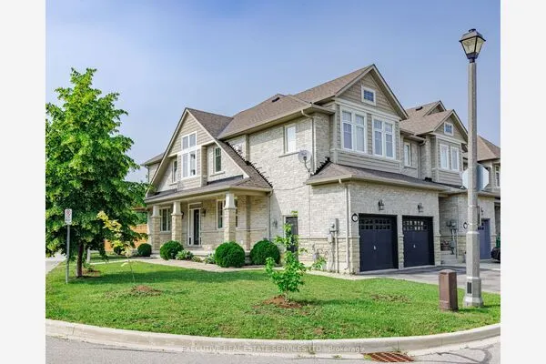 2 Nectarlane Avenue