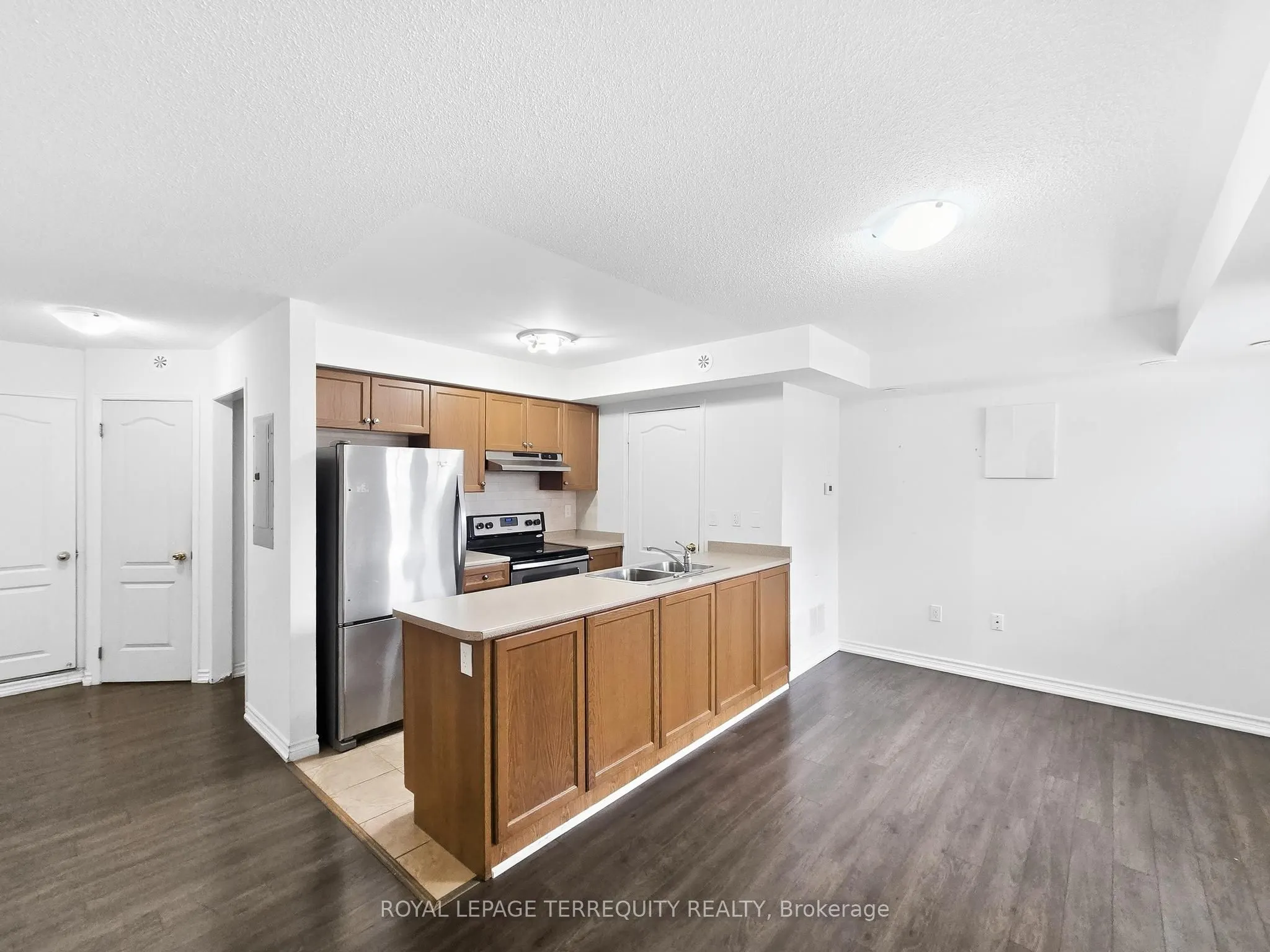 141 Isaac Devins Boulevard #3