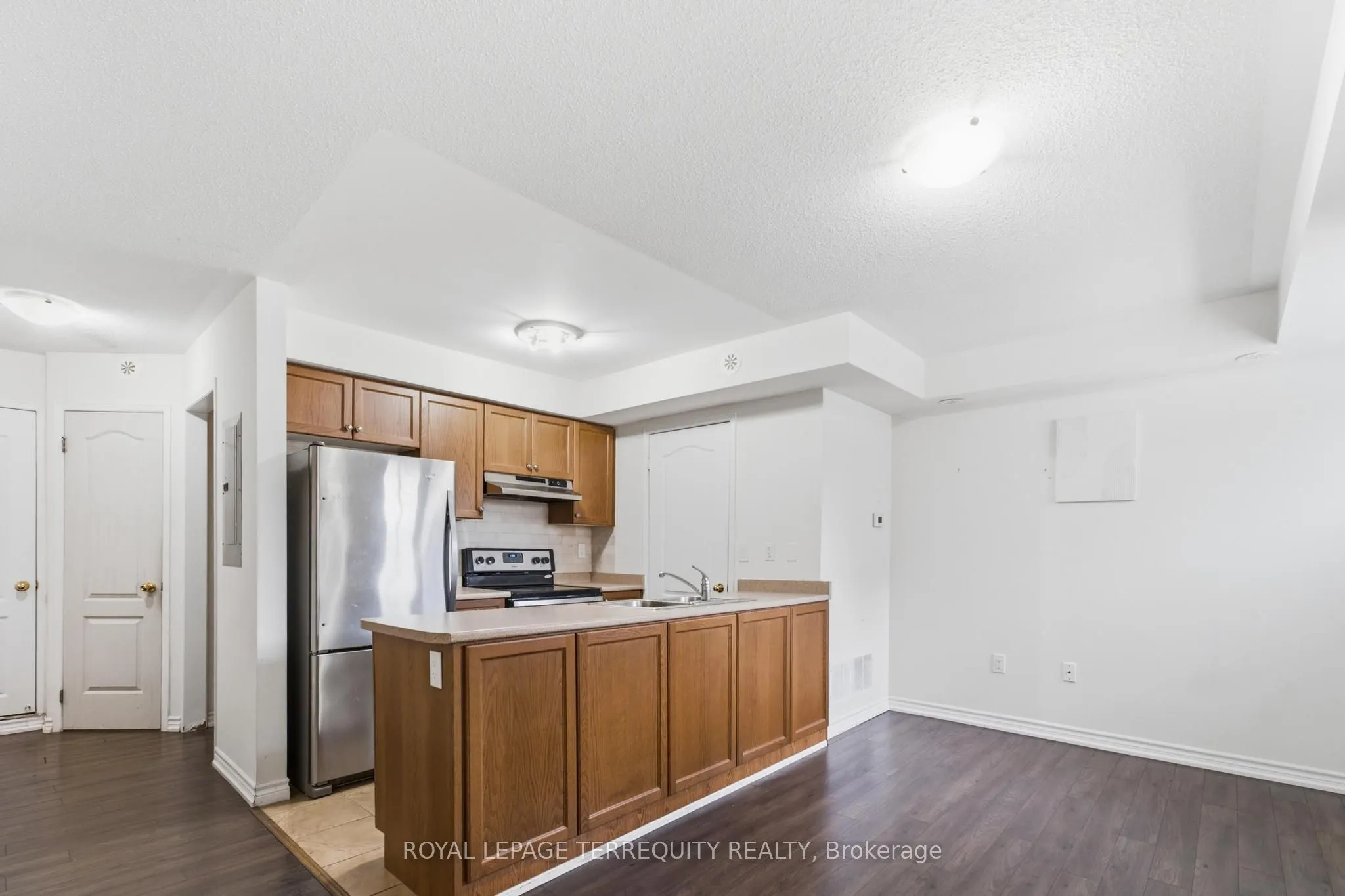 141 Isaac Devins Boulevard #3