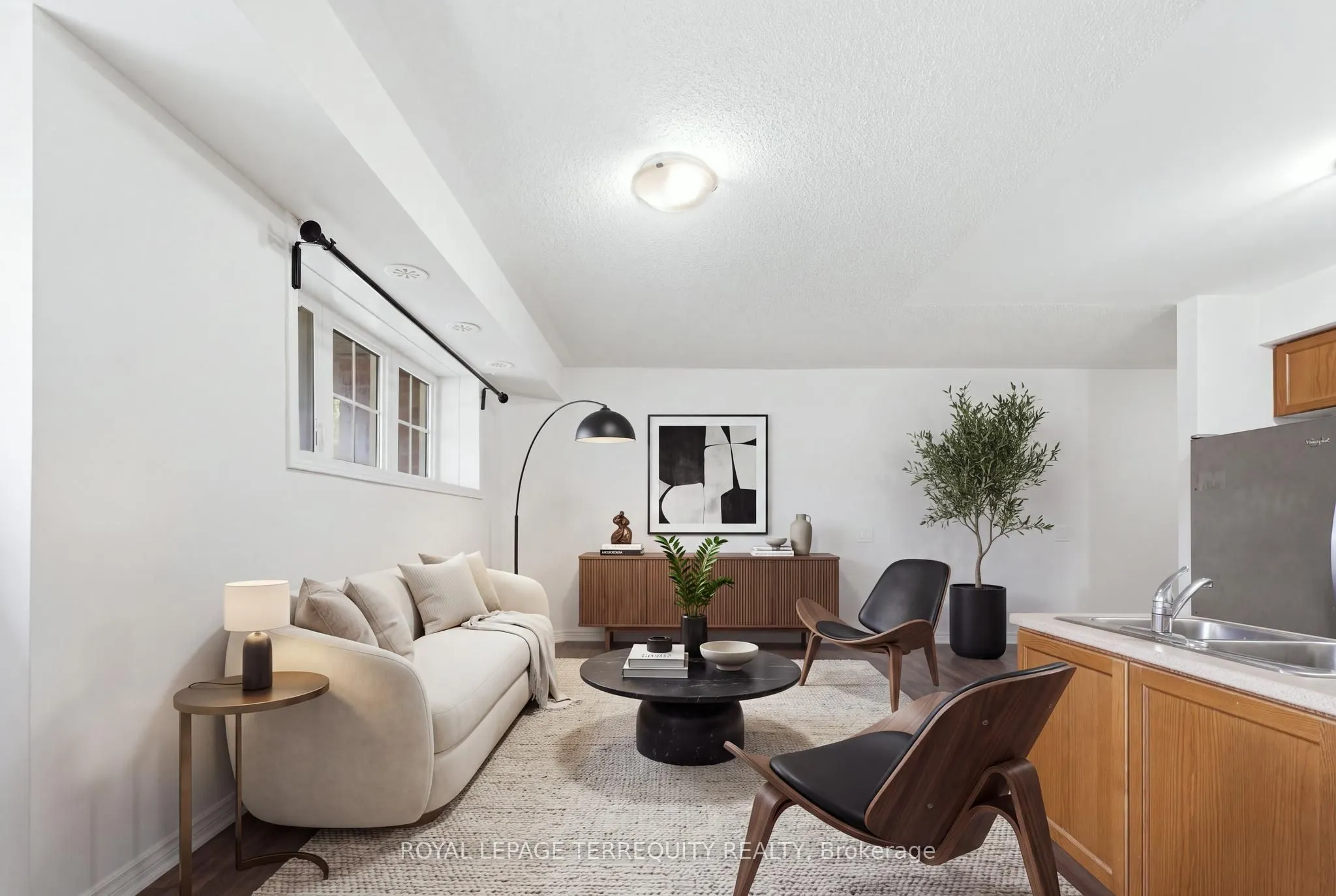 141 Isaac Devins Boulevard #3