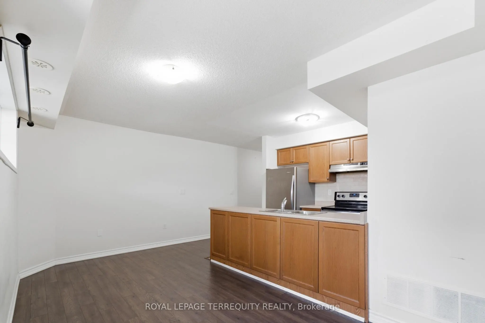 141 Isaac Devins Boulevard #3