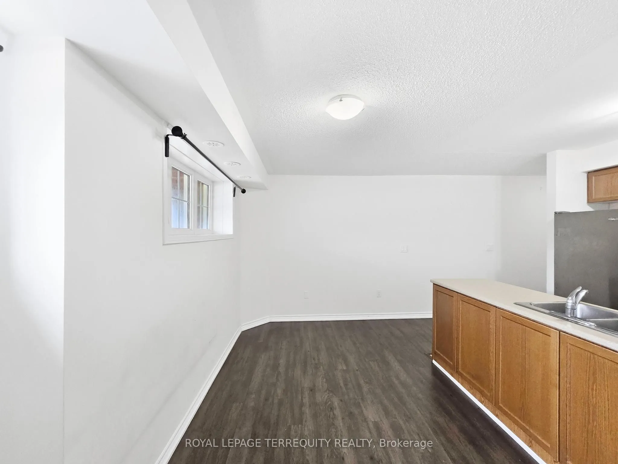 141 Isaac Devins Boulevard #3