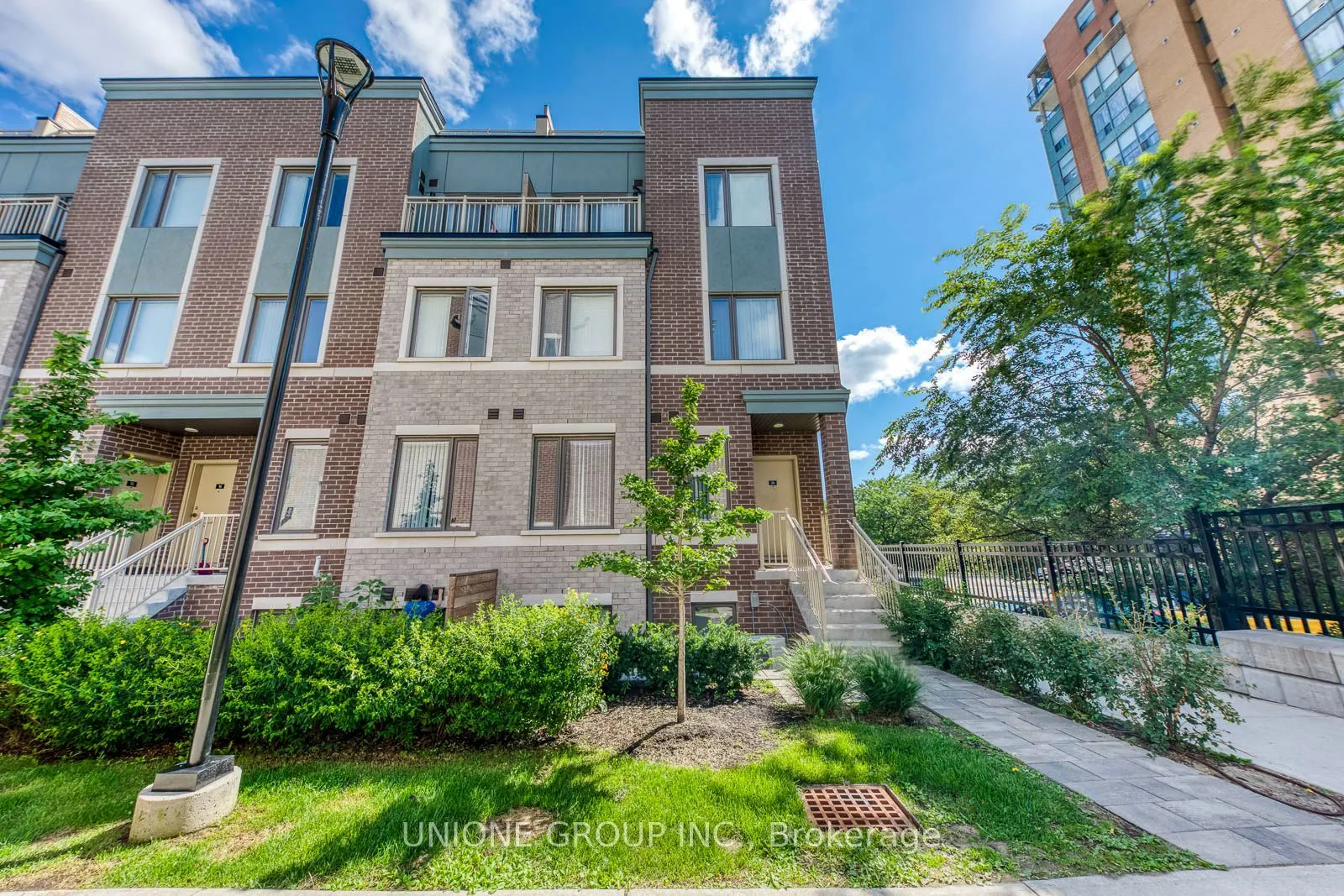 260 Twelfth Street #19