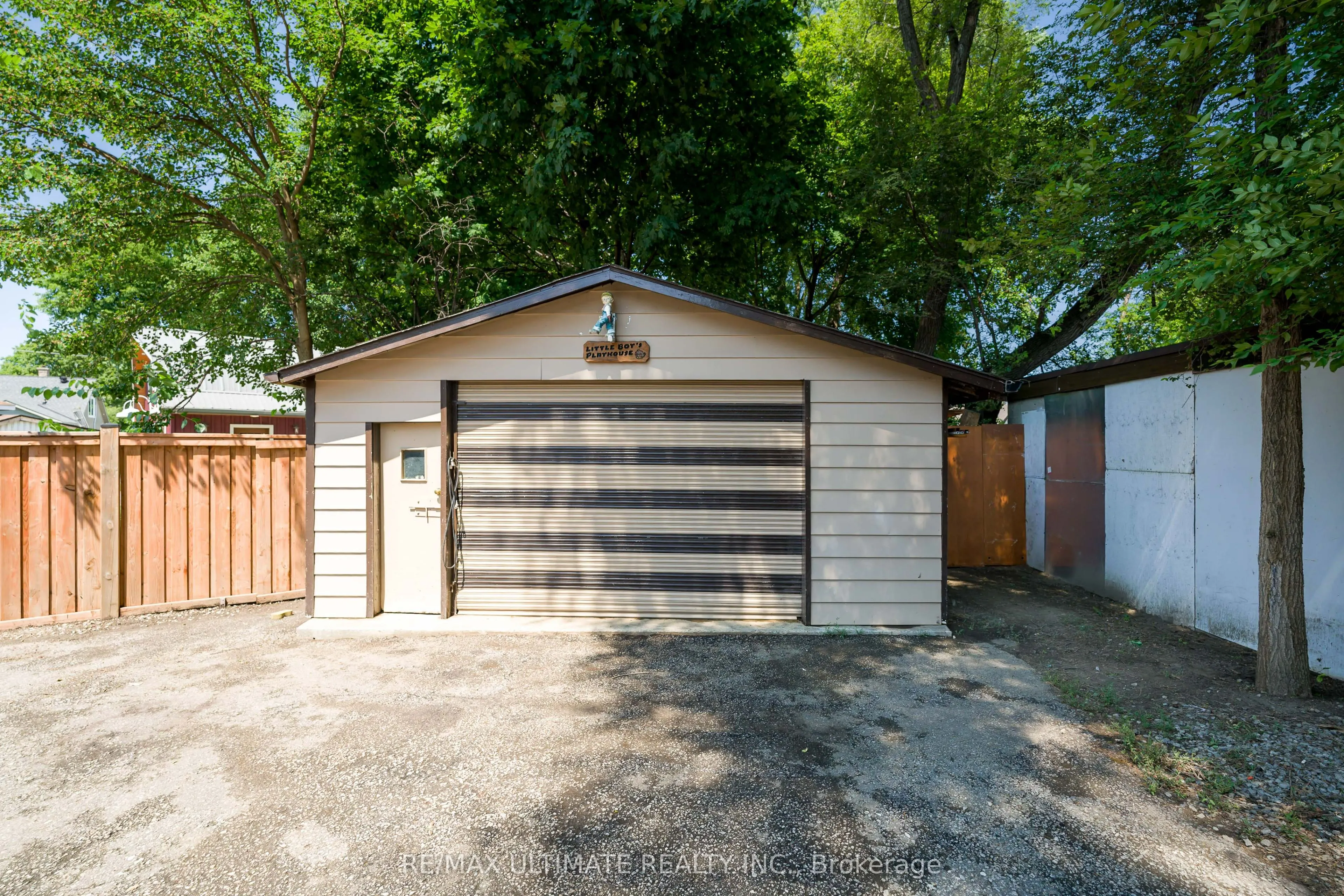 632 Trethewey Drive