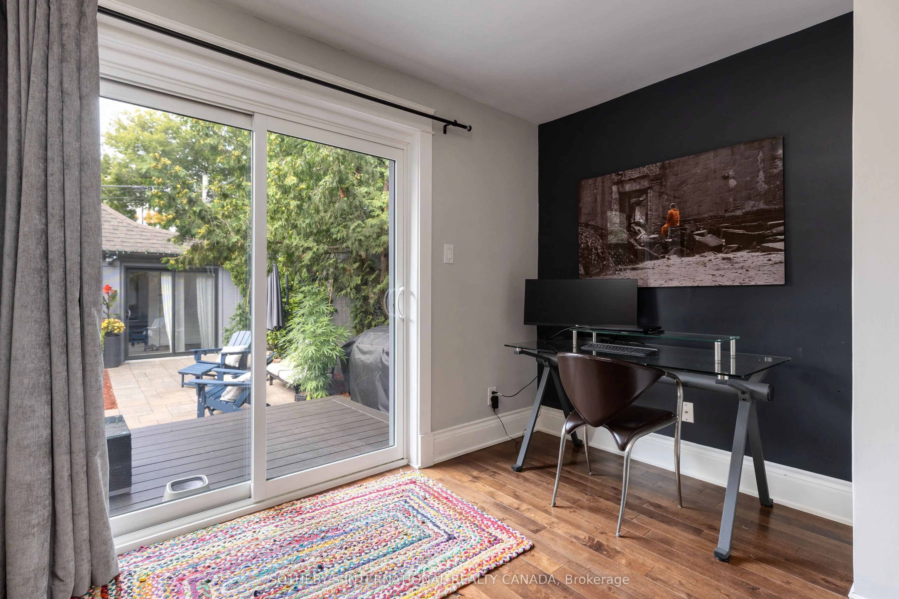 2 Rexford Road