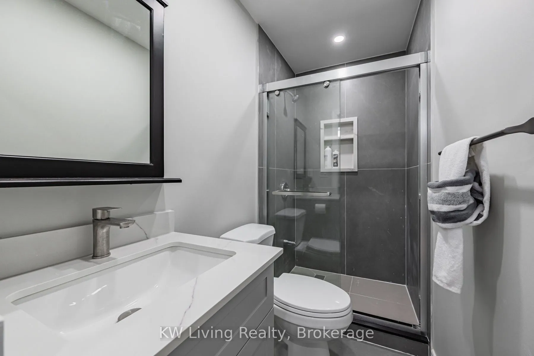 72 bermondsey Way #Basement
