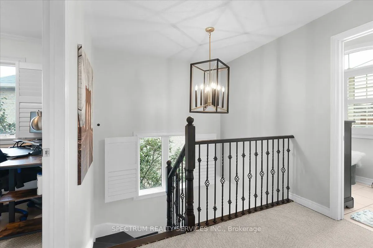 1379 Rolph Terrace