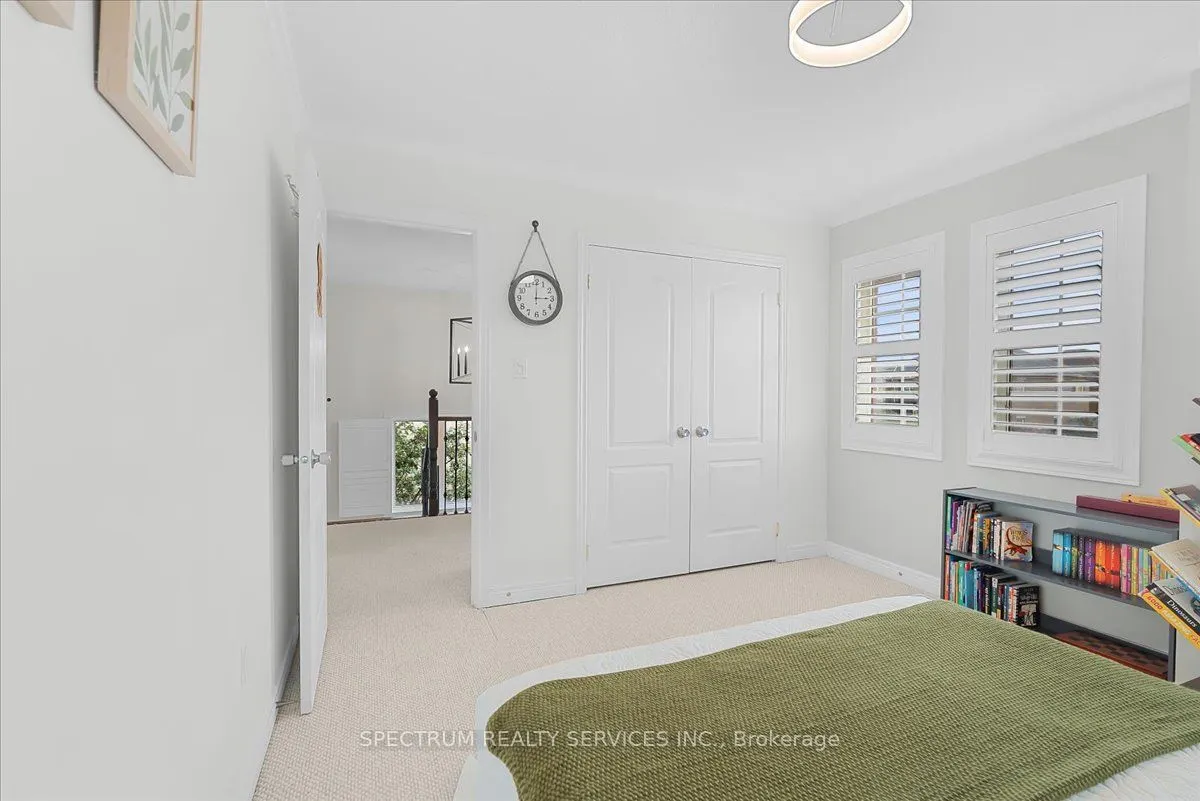 1379 Rolph Terrace