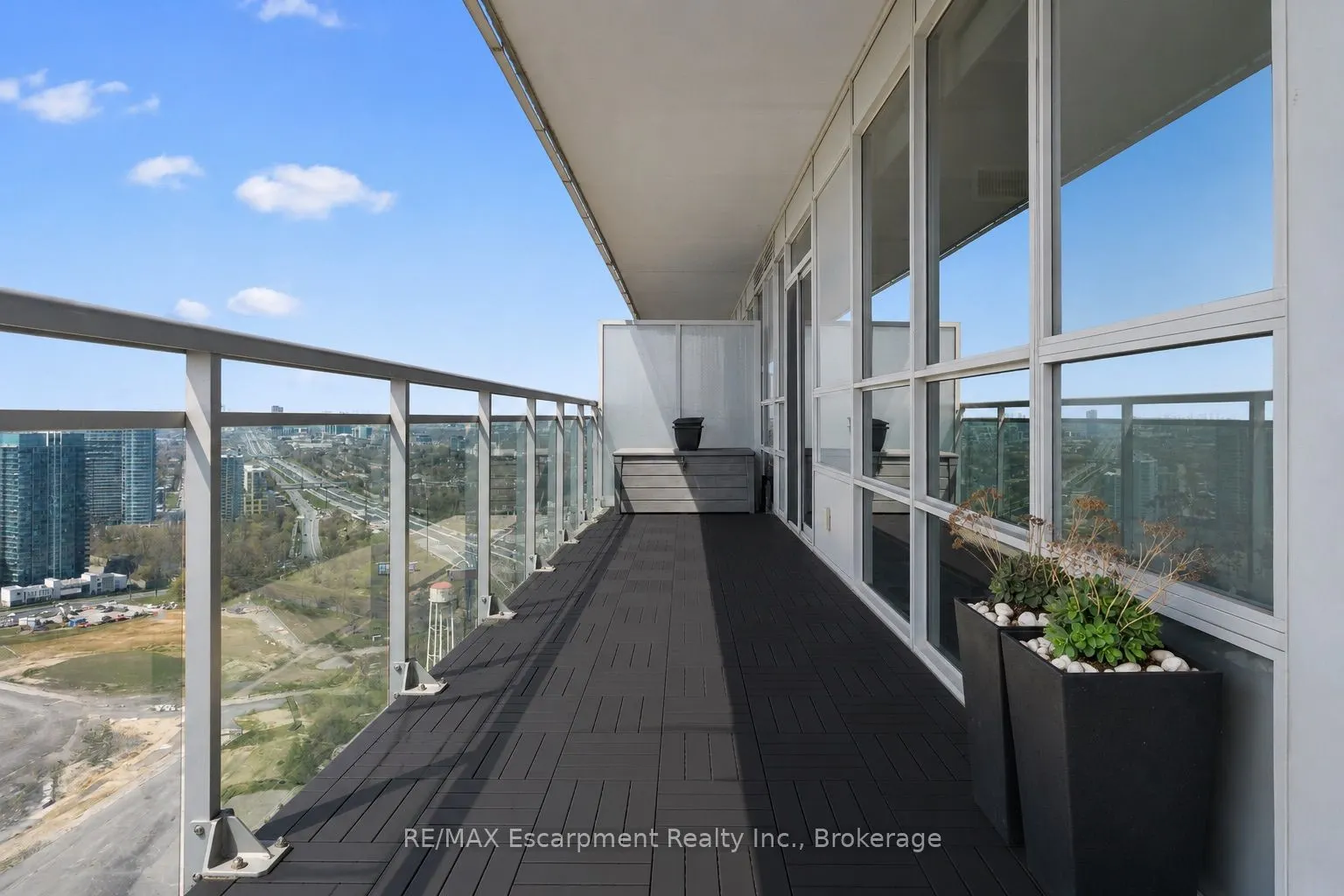 16 Brookers Lane #3506