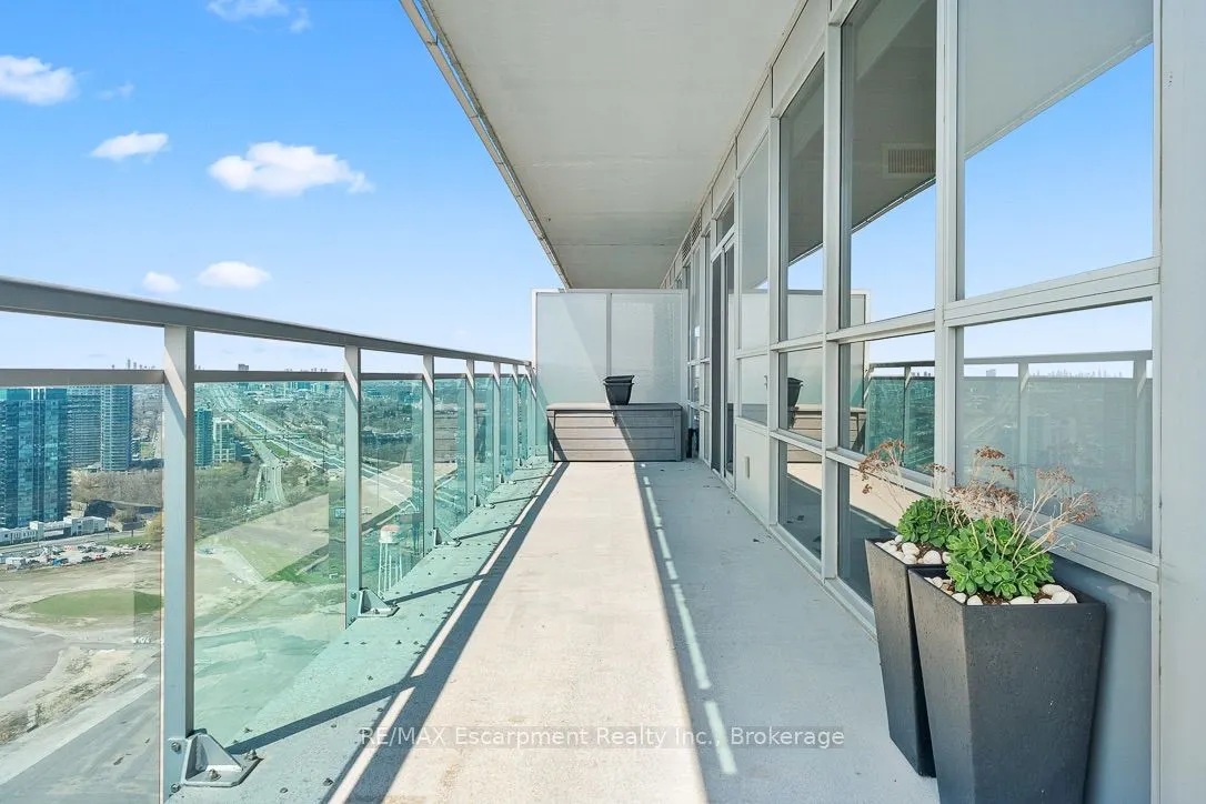 16 Brookers Lane #3506