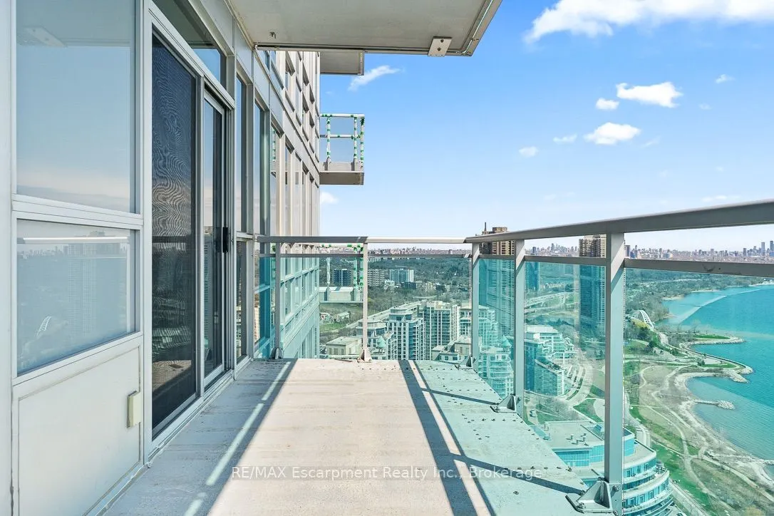 16 Brookers Lane #3506