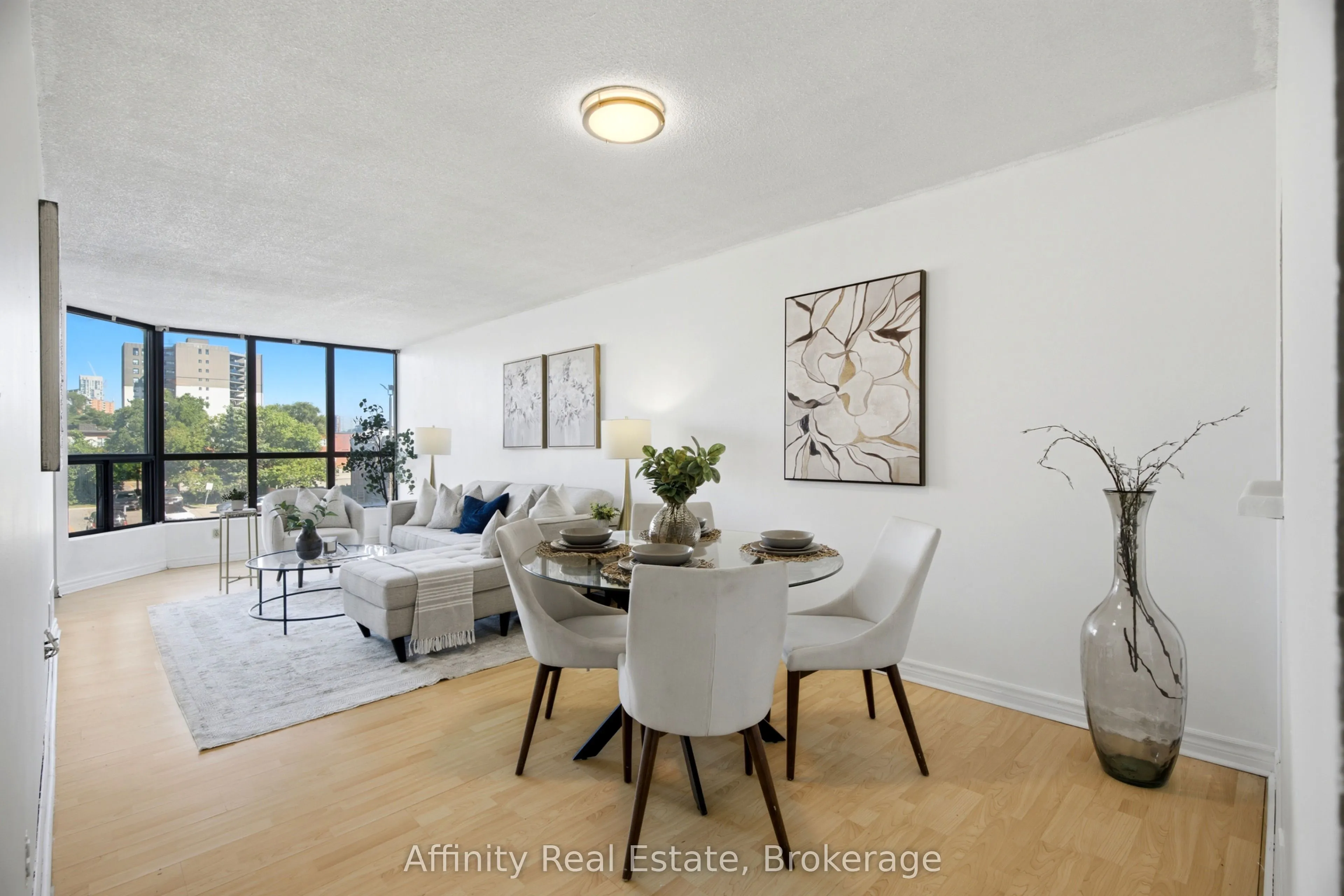 25 Agnes Street #202