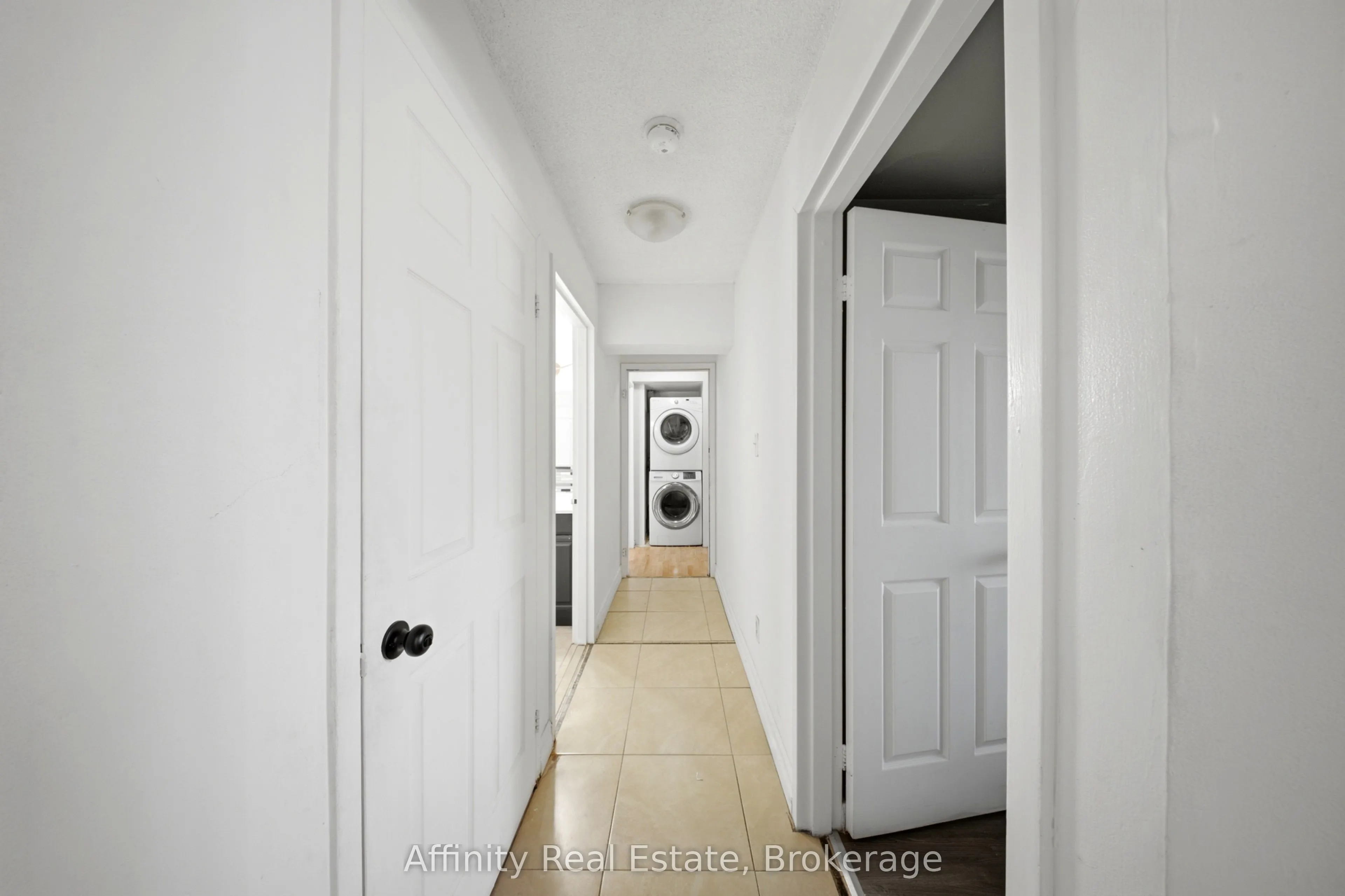 25 Agnes Street #202