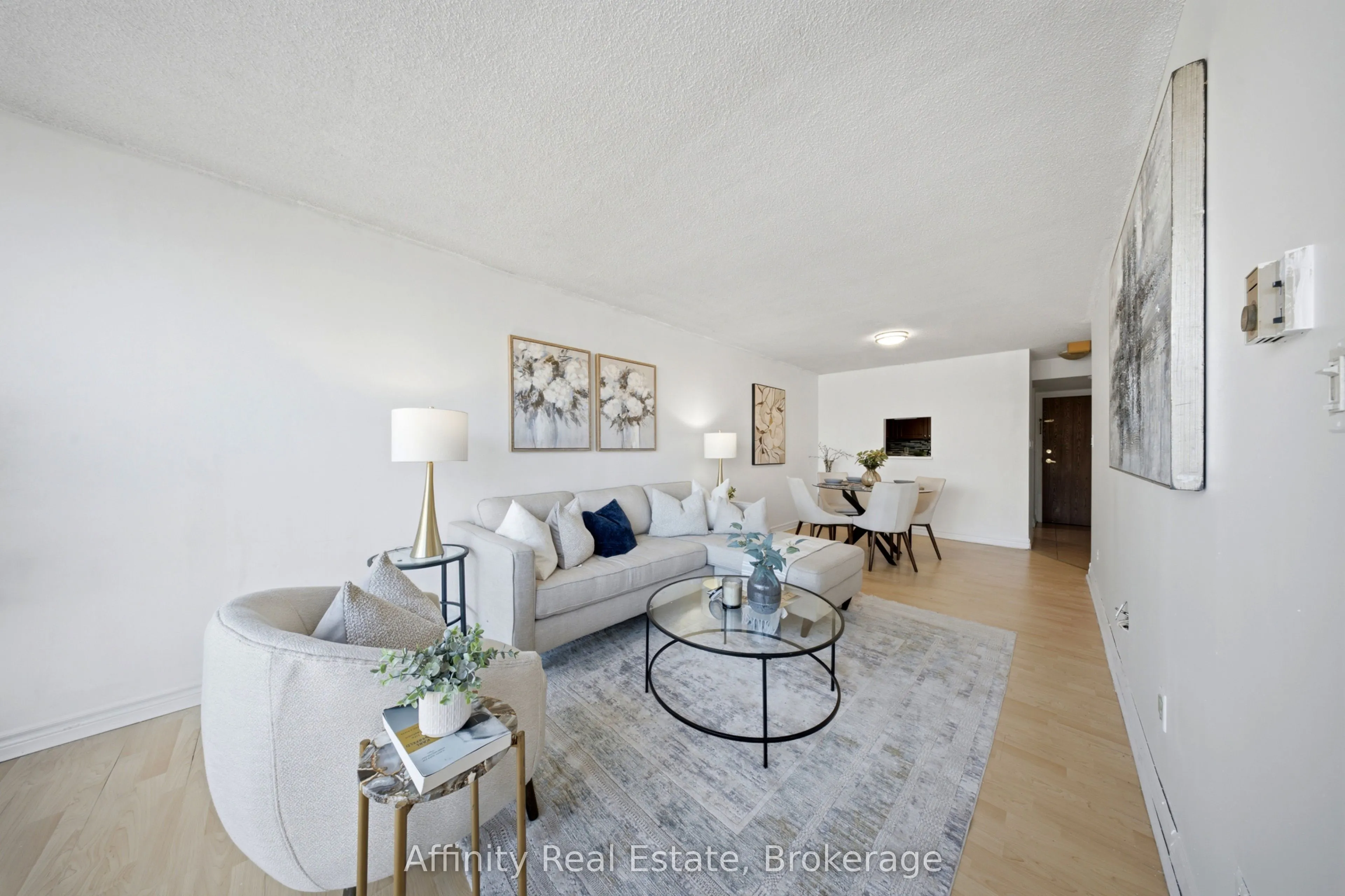 25 Agnes Street #202