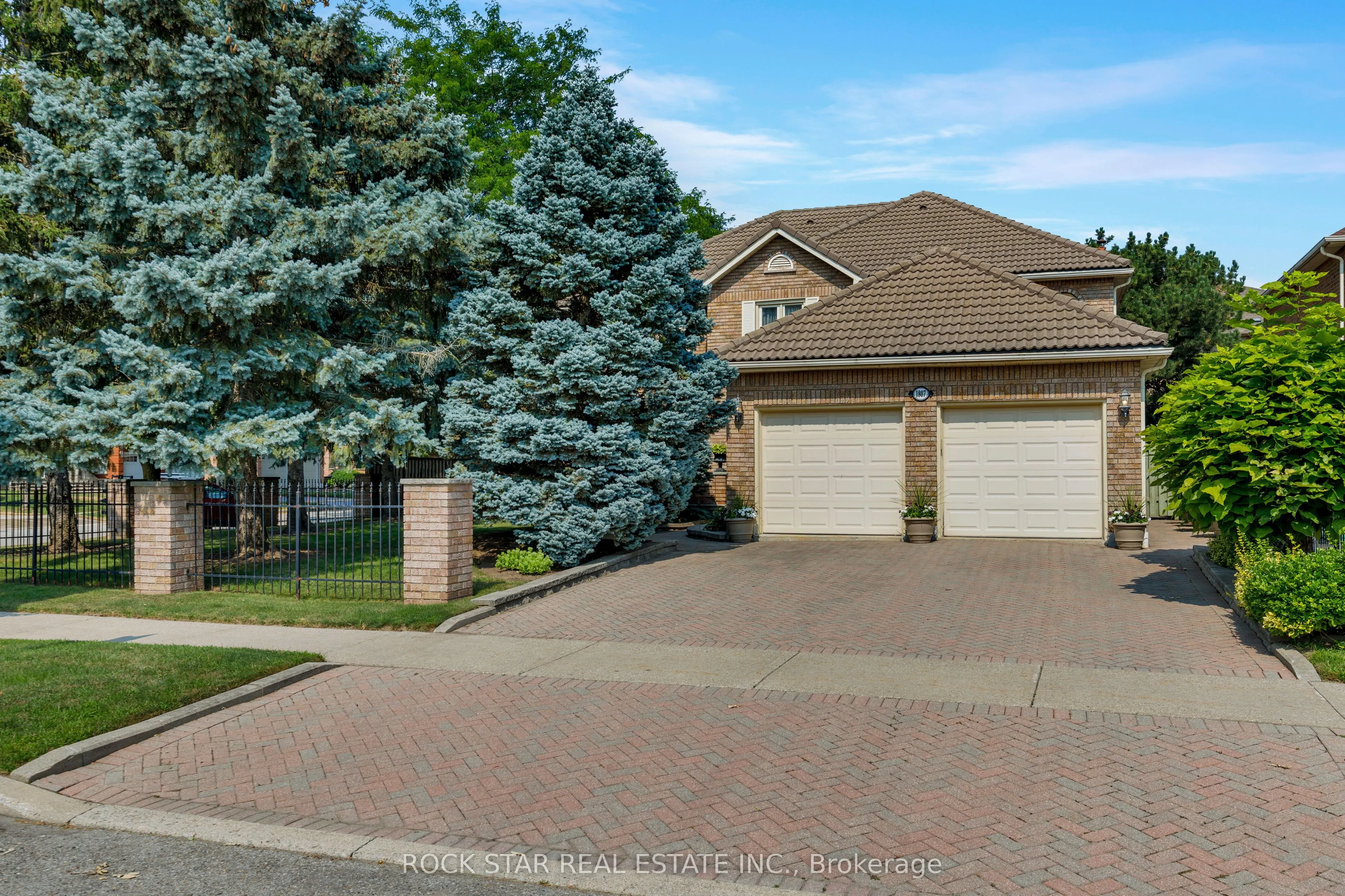 1807 Tattersall Way