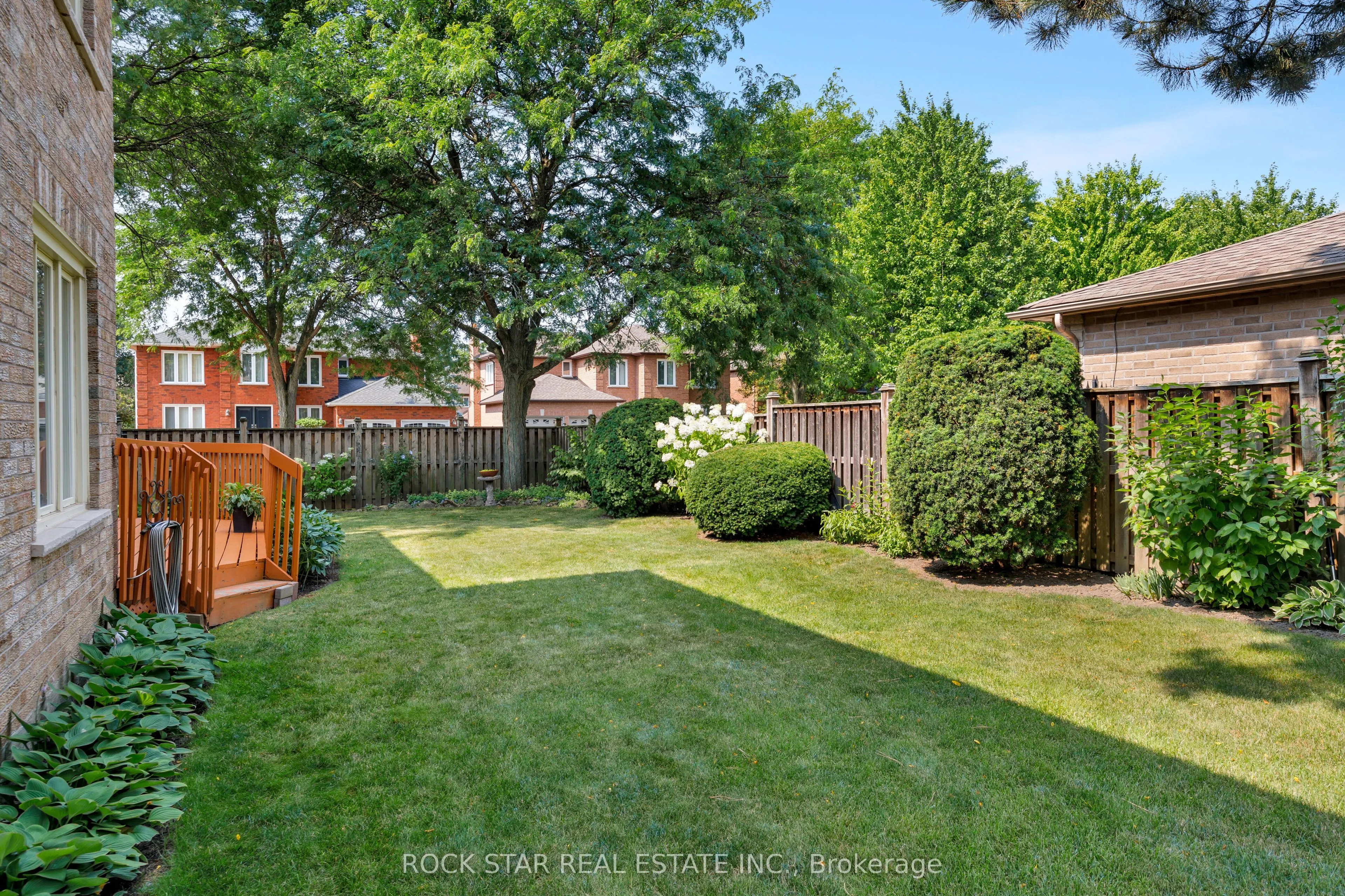 1807 Tattersall Way