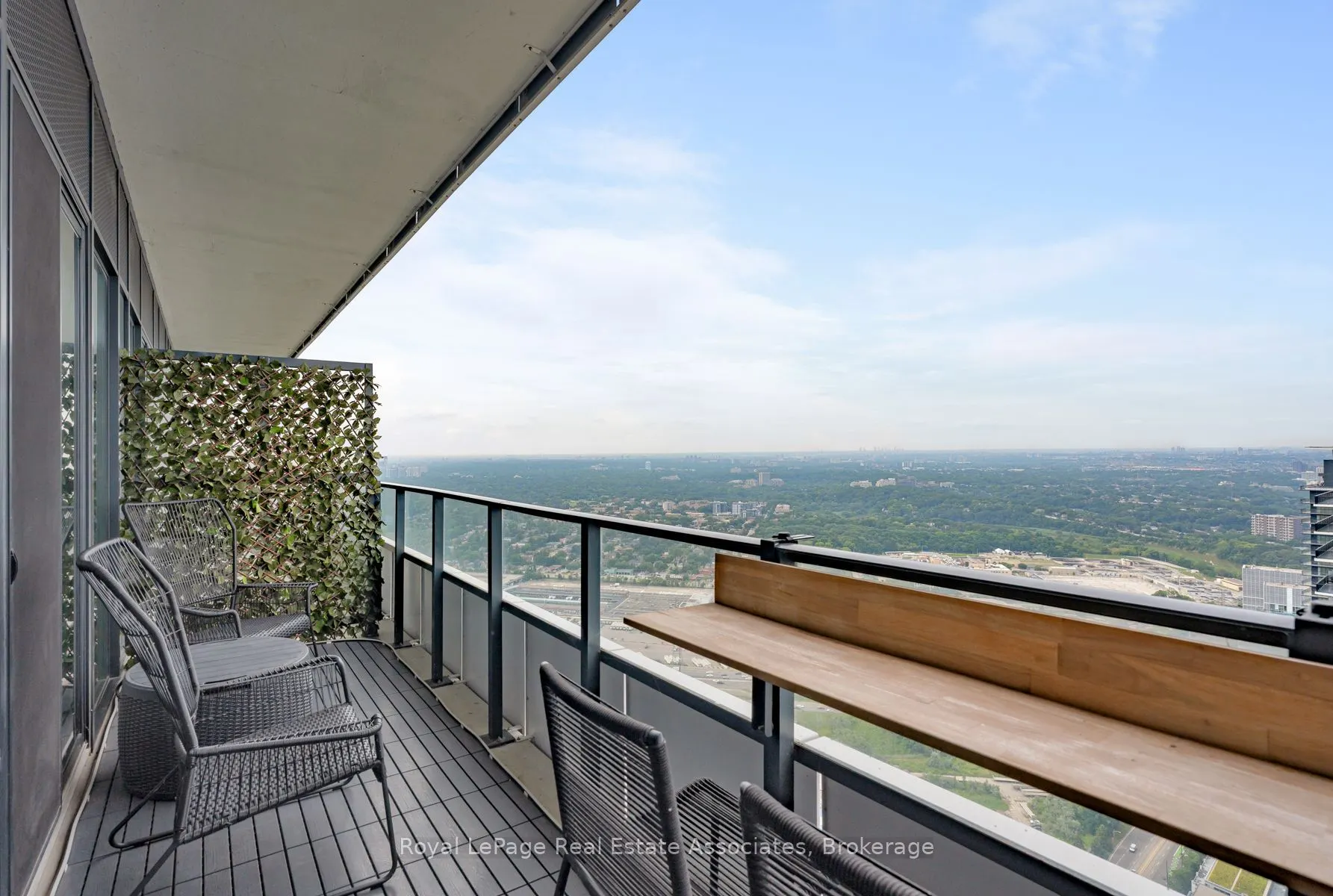 30 Shore Breeze Drive #6104