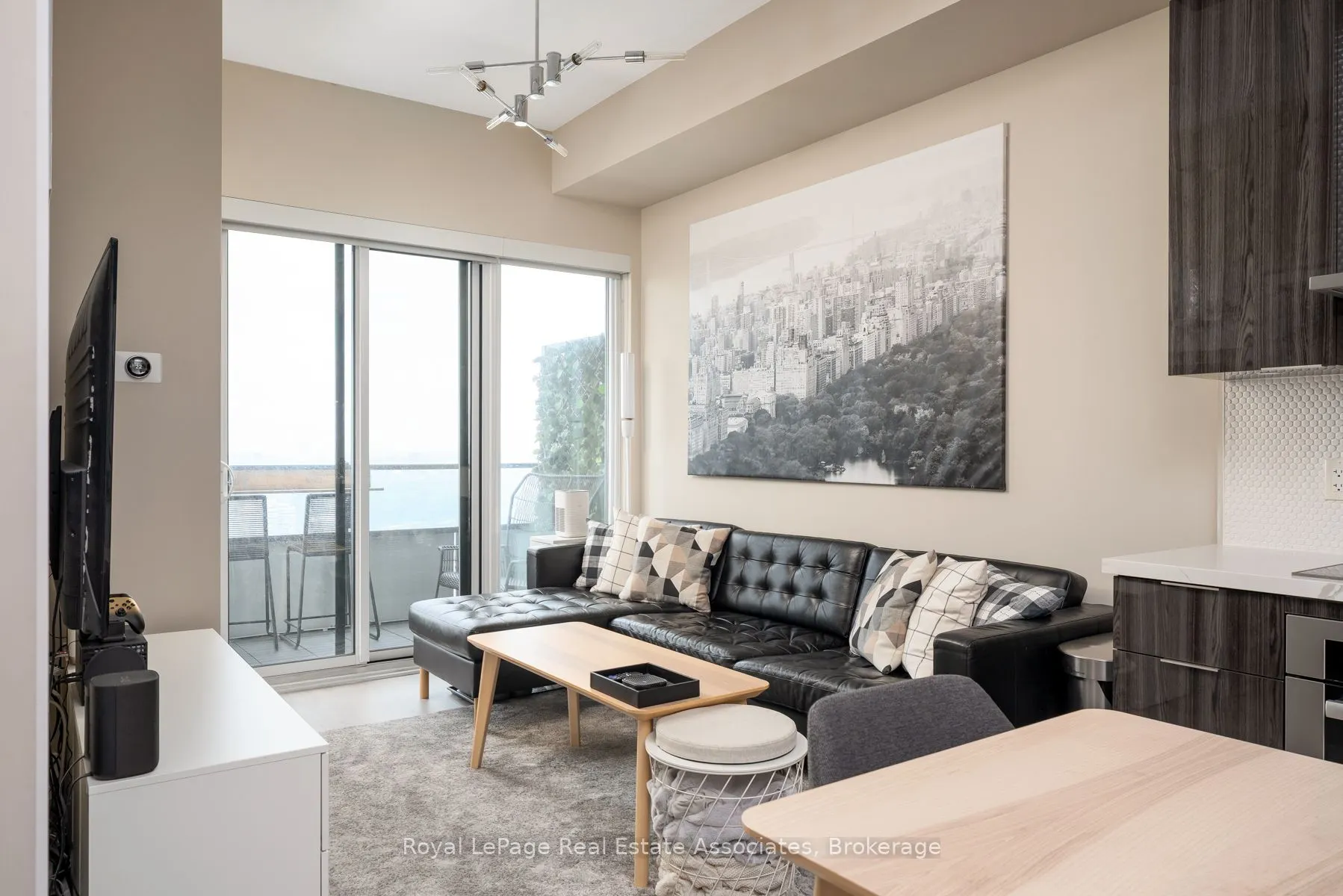 30 Shore Breeze Drive #6104