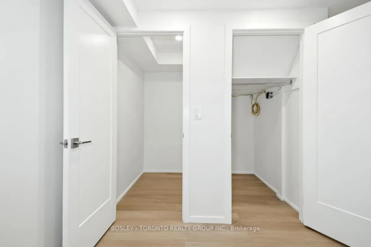 146 Earlscourt Avenue #Lower