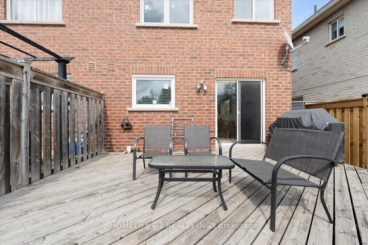 70 Tarquini Crescent