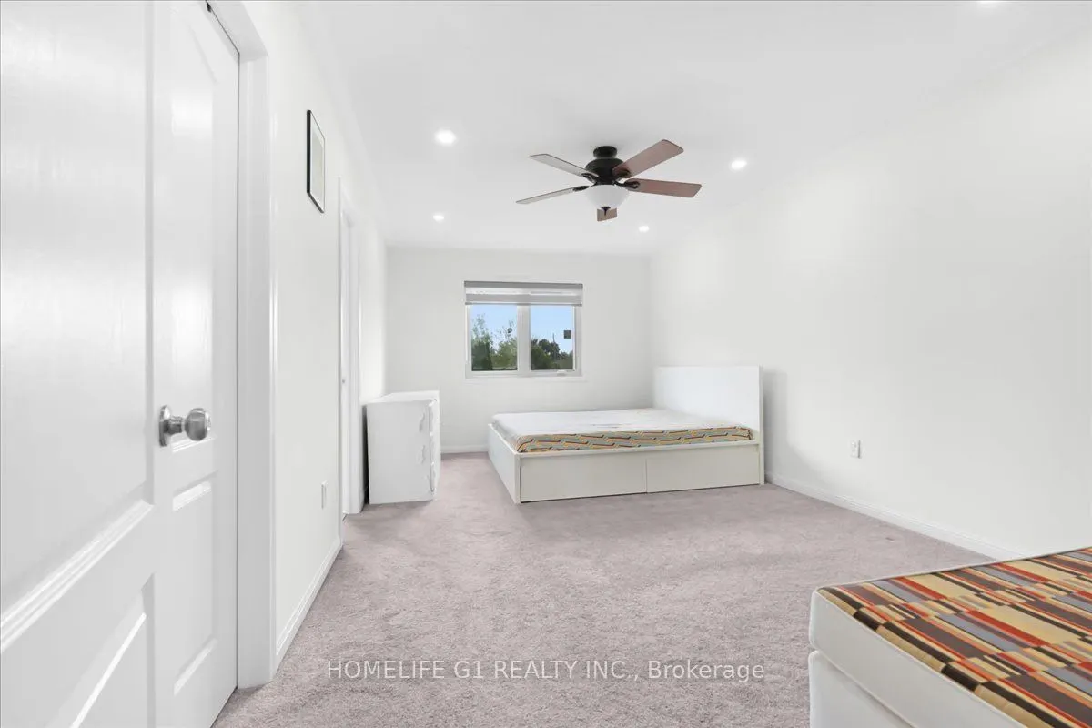 70 Tarquini Crescent