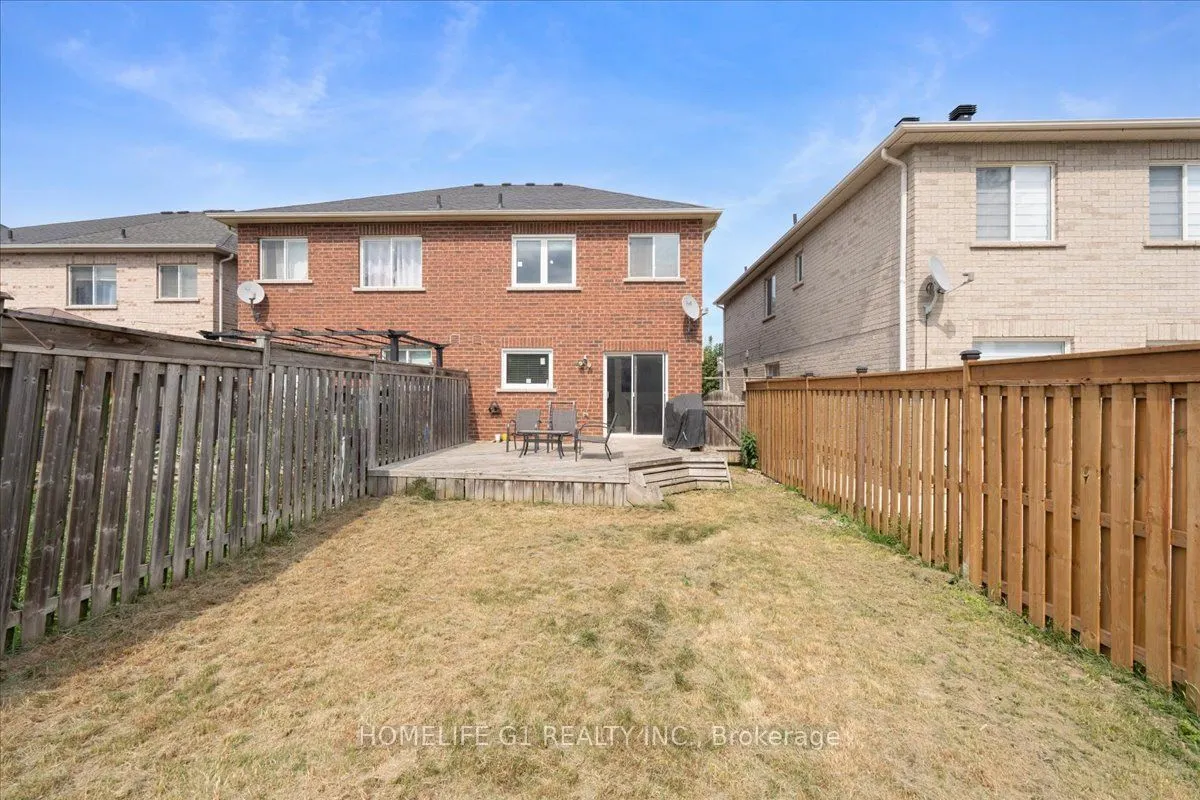 70 Tarquini Crescent