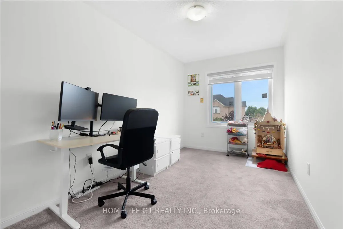 70 Tarquini Crescent