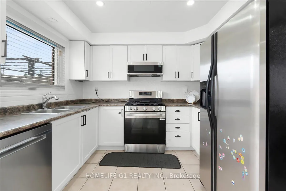 70 Tarquini Crescent