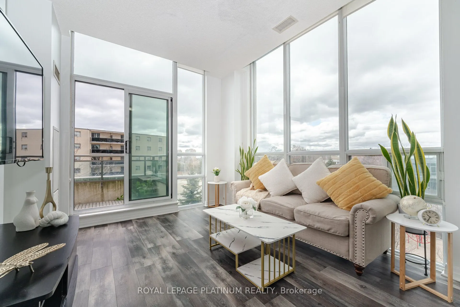 3515 kariya Drive #510