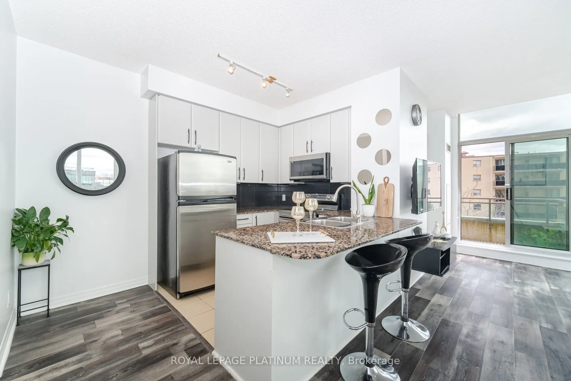 3515 kariya Drive #510