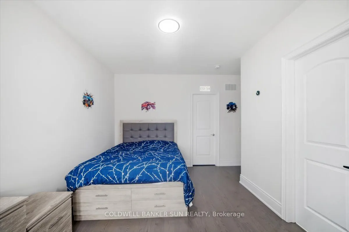 87 James Walker Avenue