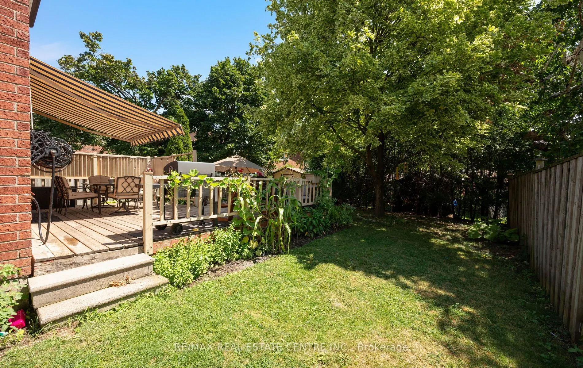 4 Ecclestone Drive