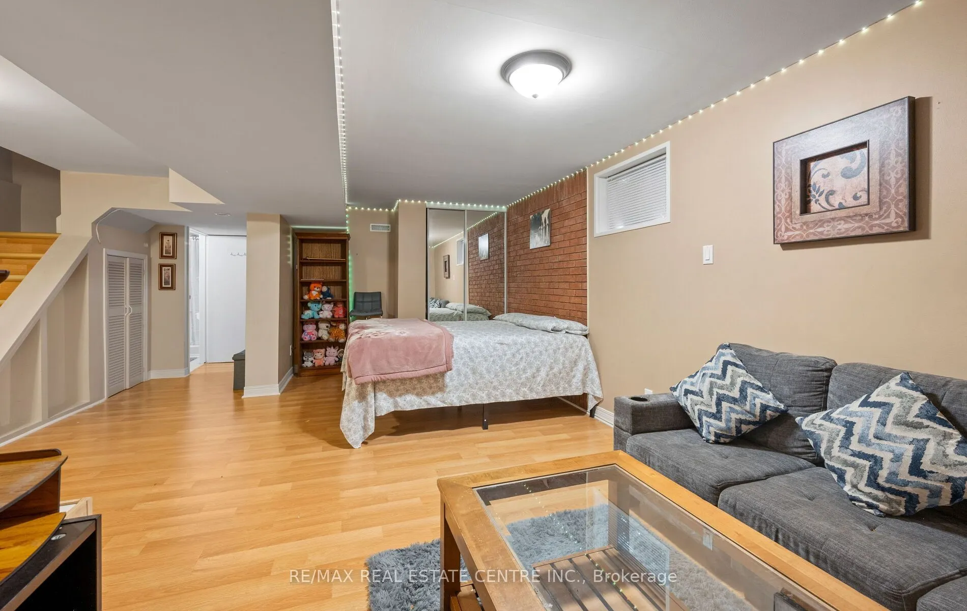 4 Ecclestone Drive